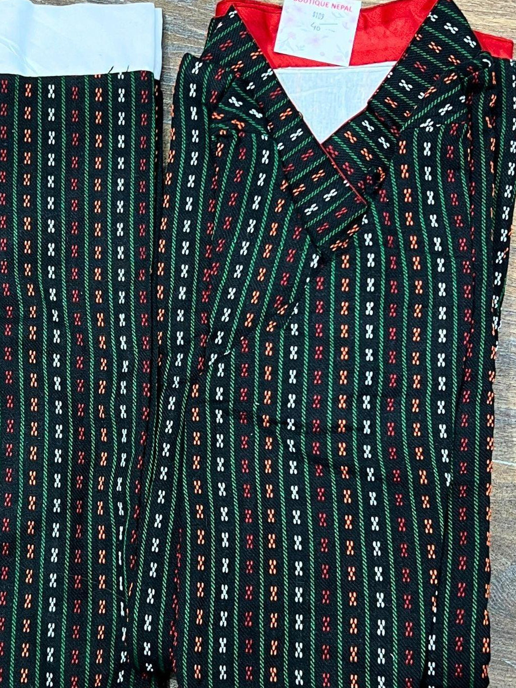 Newari mens Daura Suruwal