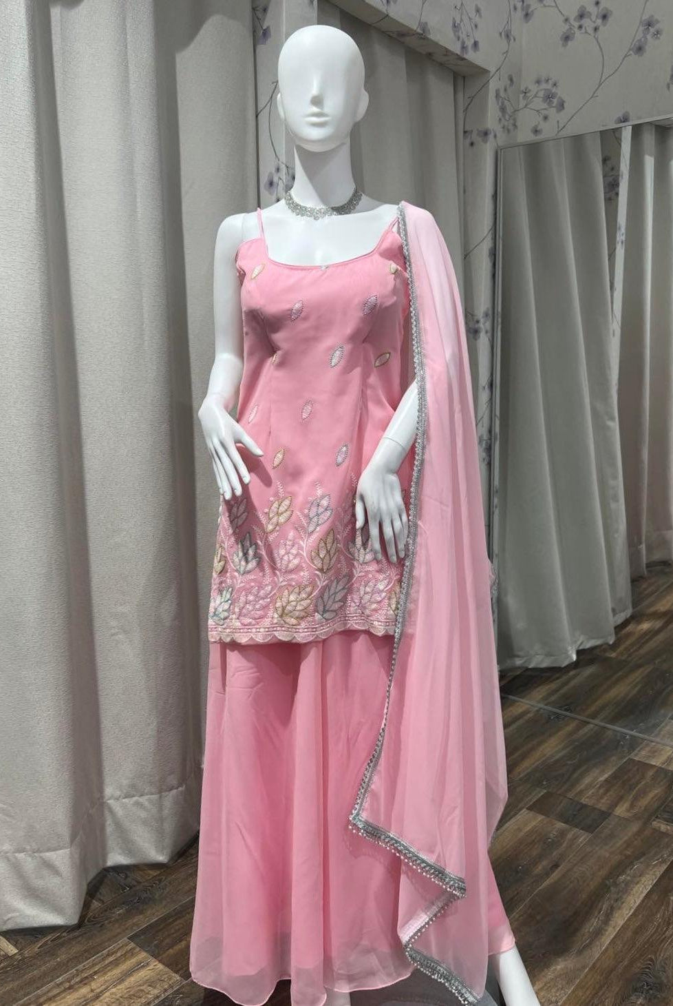 Sleeveless Kurthi Plazo Set in Baby Pink - Boutique Nepal