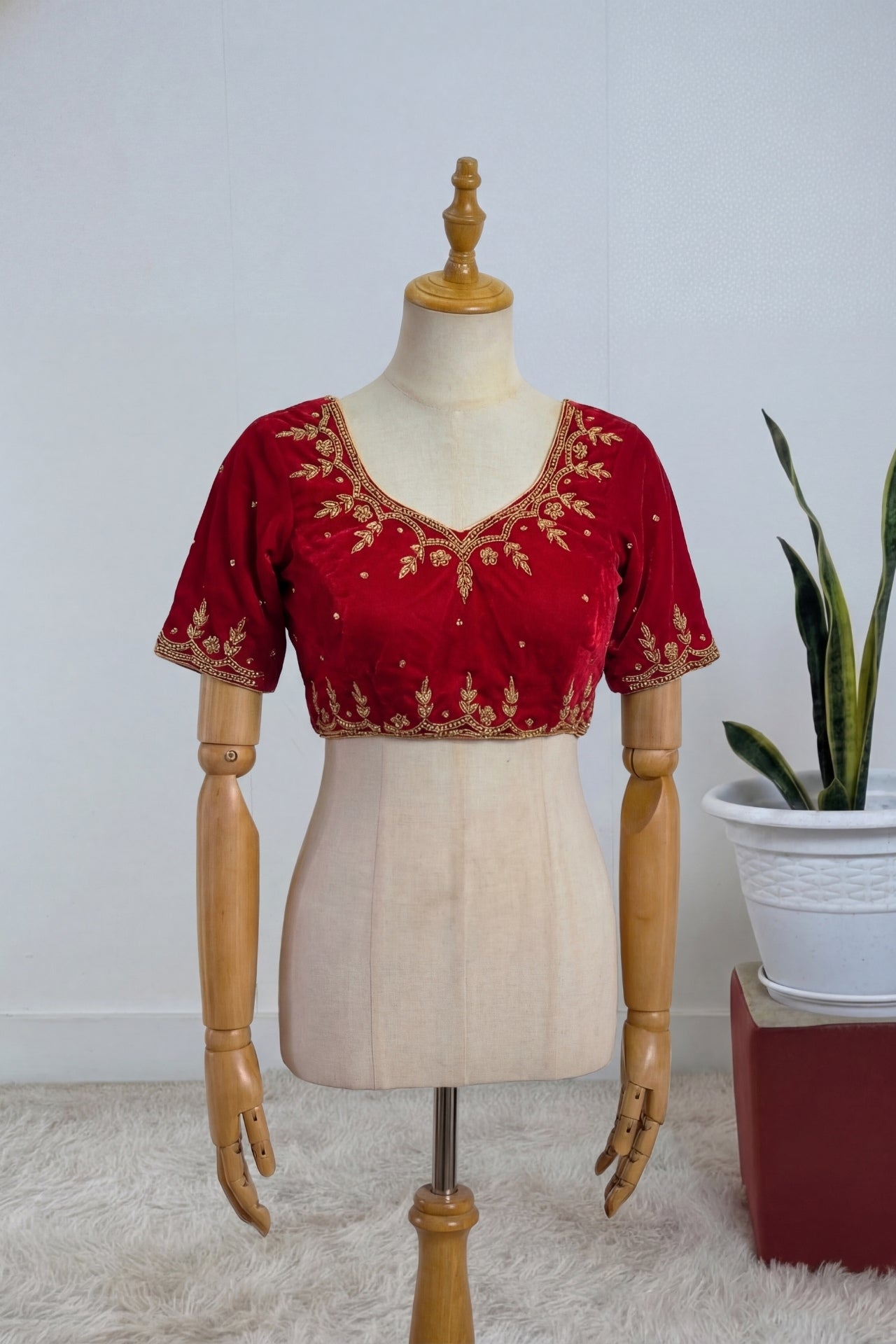 Sleeveless Blouse