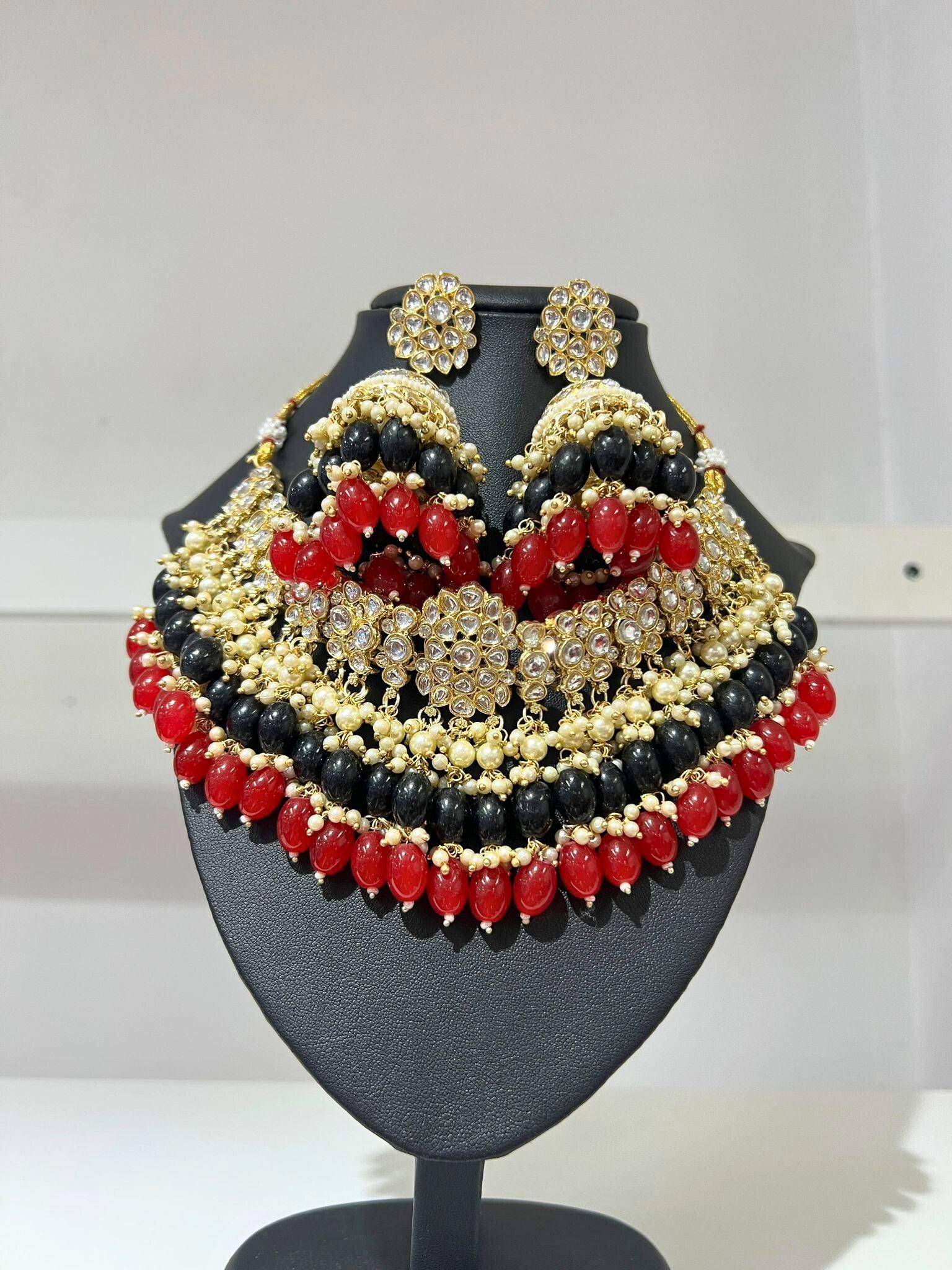 Choker Neckless Set In White, Black And Red - Boutique Nepal