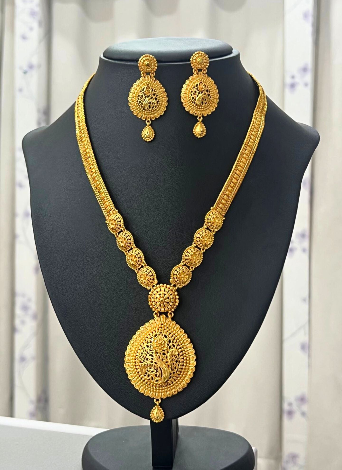 Gold Plated Rani Haar - Boutique Nepal