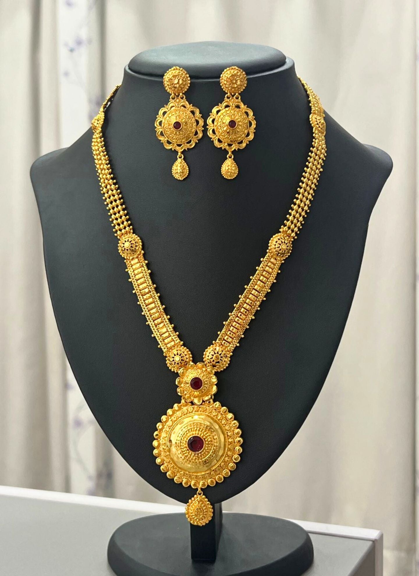 Gold Plated Rani Haar With Earrings - Boutique Nepal