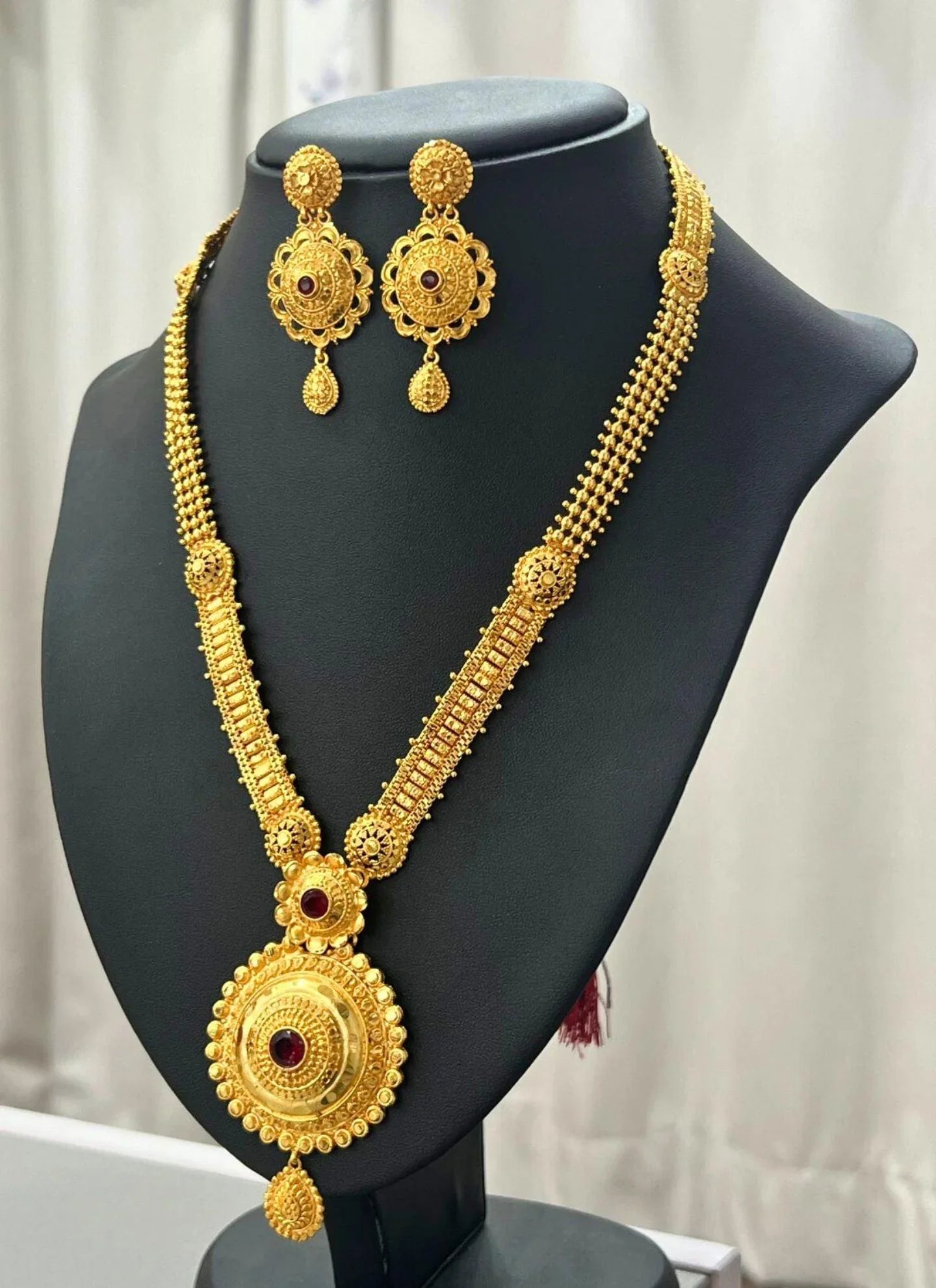 Gold Plated Rani Haar With Earrings – Boutique Nepal