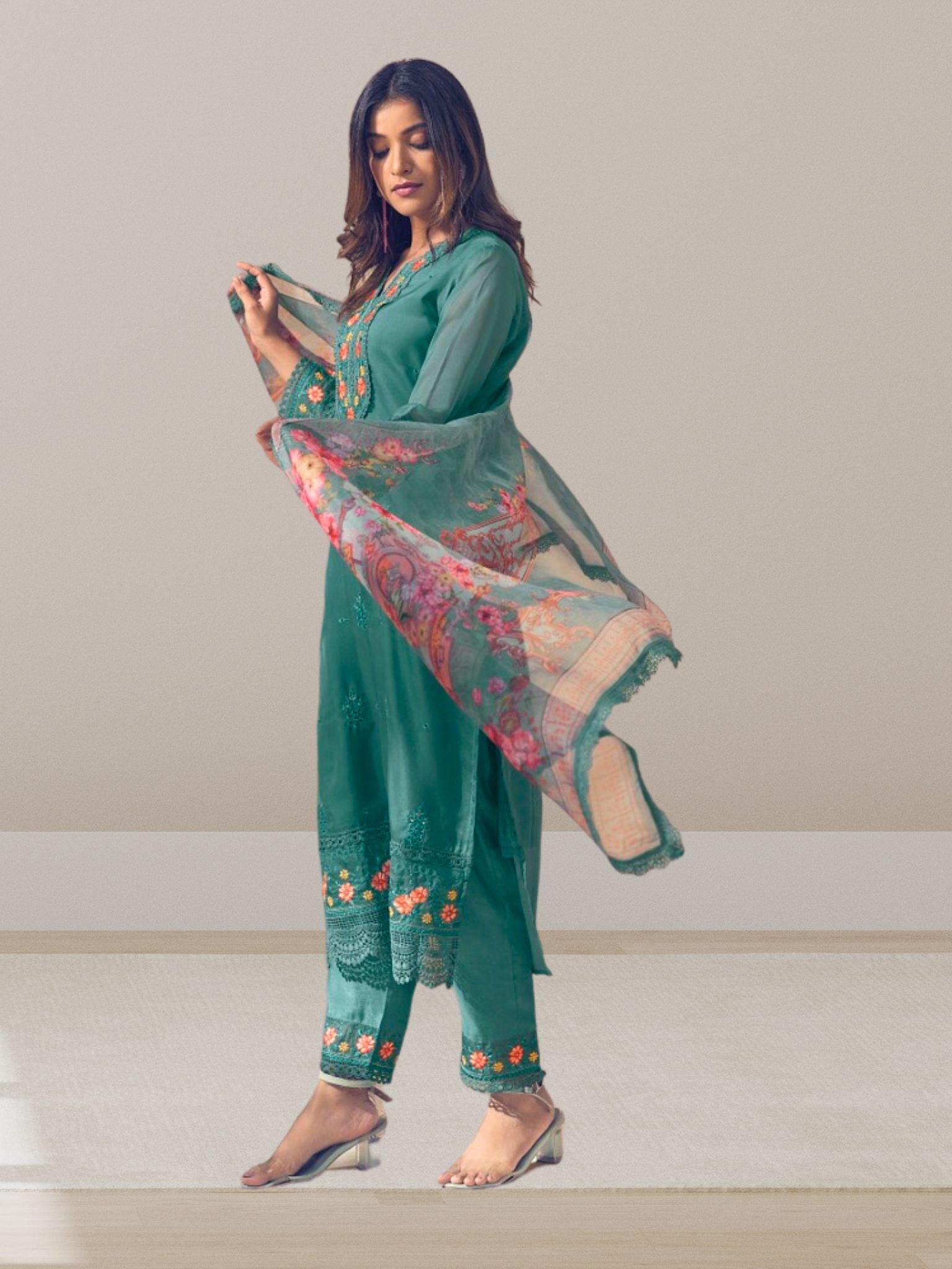 Discounts | The Fashion Station | Pakistani dresses online, Pakistani  dresses, Lawn kurta designs