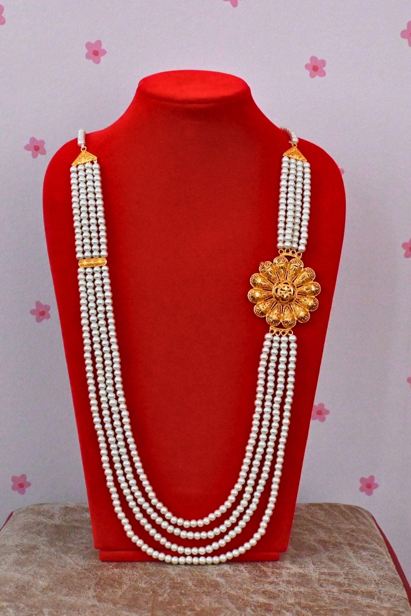 White pearl on sale necklace designs