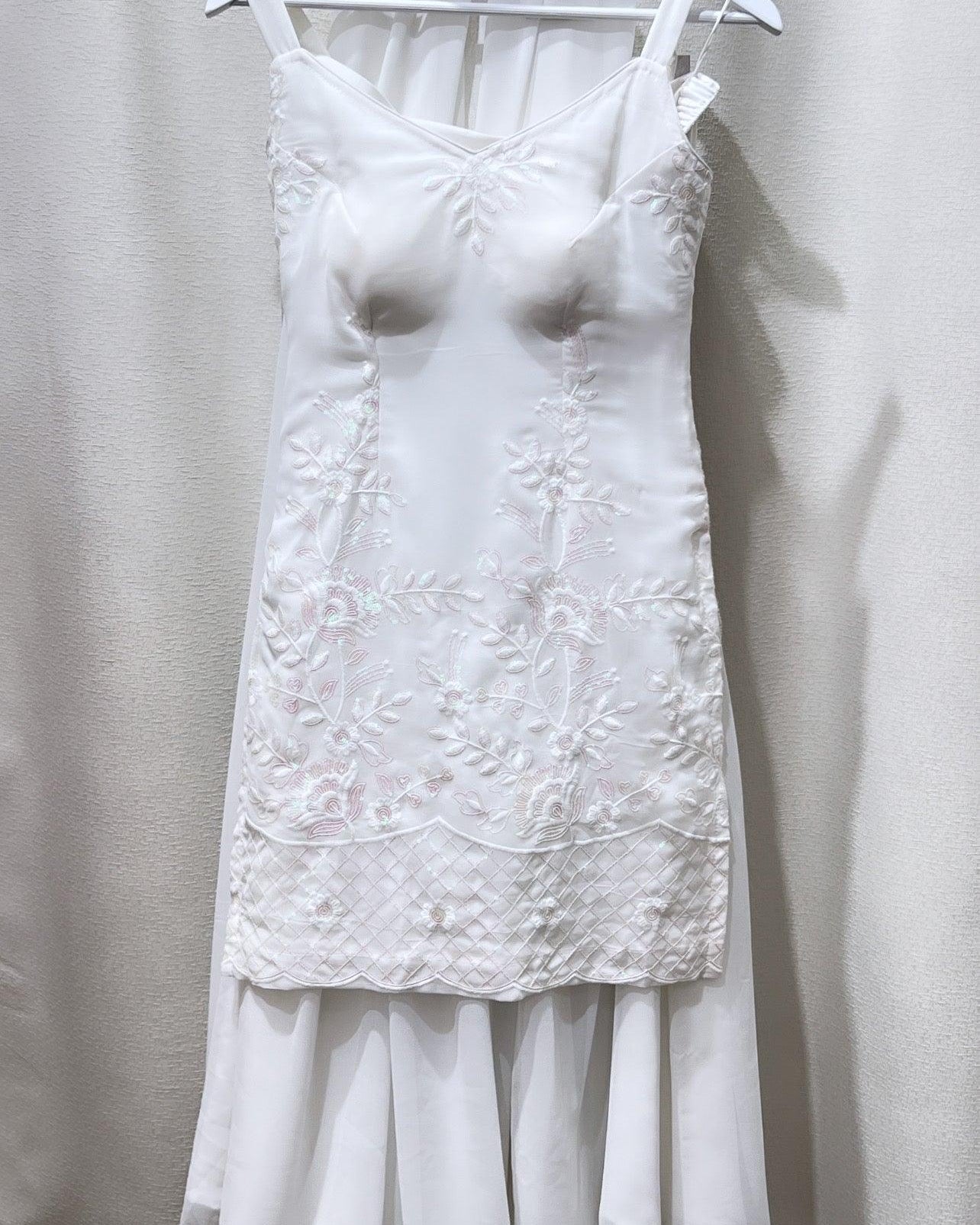 Sleeveless White Kurthi Plazo Set Size 30-32 - Boutique Nepal